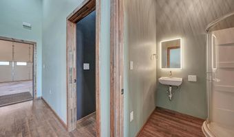 14098 S 176th Rd, Adams, NE 68301