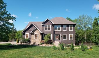 18321 Marlowes Dr, Aurora, IN 47001