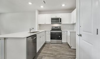 609 Wilder Bloom Path, Aberdeen, NC 28315