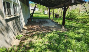 4302 Quaker Valley Rd, Alum Bank, PA 15521