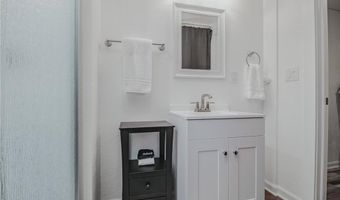 22 Britten Cir, Bella Vista, AR 72715