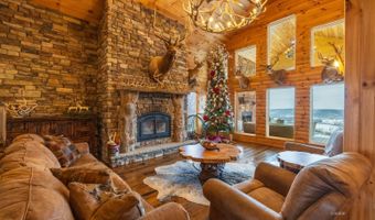 18999 River Rd, Athens, OH 45701