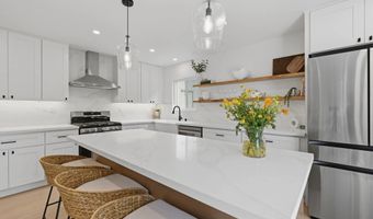 2610 Chestnut Ave, Carlsbad, CA 92010
