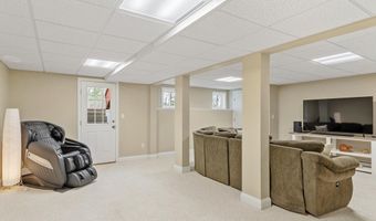 149 Long Hill Rd, Bolton, MA 01740