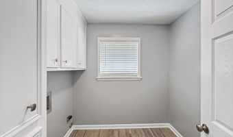 200 Poplar Dr, Brandon, MS 39047
