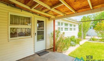 912 S 6th St, Artesia, NM 88210
