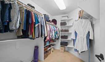18733 SW MARKO Ln, Beaverton, OR 97007