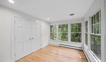 340 Orchard Hills Dr, Ann Arbor, MI 48104