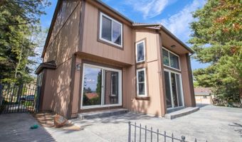 524 Skyline Dr, Elko, NV 89801