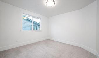 62667 NW McClain Dr, Bend, OR 97703