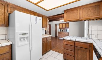 2827 N Victoria Dr, Alpine, CA 91901