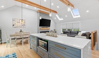18 Rodman Rd, Ashland, MA 01721