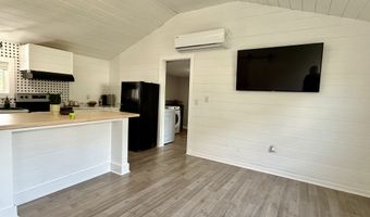 607 Ellenhurst Dr, Anderson, IN 46012