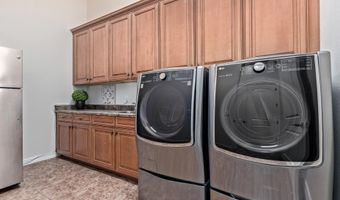 291 W YELLOWSTONE Way, Chandler, AZ 85248