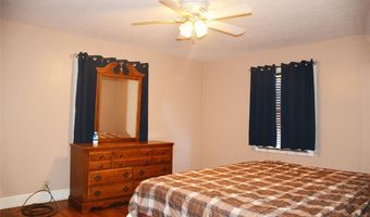 6738 State Route 7, Andover, OH 44003