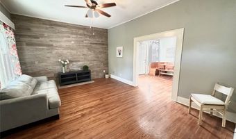 402 5th St, Benton, LA 71006