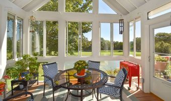 4 Lower Heatherwood, Cromwell, CT 06416