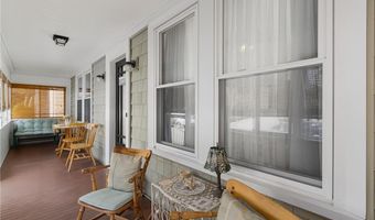 19 Bouvier Ave, Lincoln, RI 02838