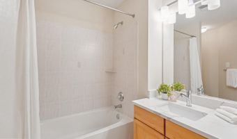 10900 BELLS RIDGE Dr, Potomac, MD 20854
