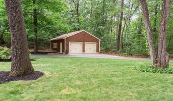 67 Quaker Ln, Bolton, MA 01740