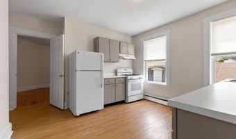 730 Hale 3L, Beverly, MA 01915