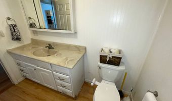 105 Lincoln Hts, Alum Creek, WV 25003