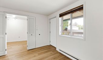 1001 S ONEIDA St 2E, Appleton, WI 54915