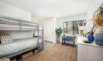 2711 Cypress Hill Rd, Carlsbad, CA 92008