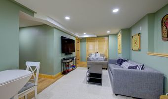 67 Dyke Mountain Rd, Sebago, ME 04029