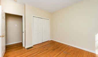 173 Anton Dr, Bridgeport, CT 06606