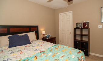 202 W DARBY Cir, Dover, DE 19904