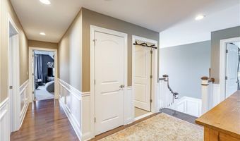 59 Camden Ln, Cranston, RI 02921