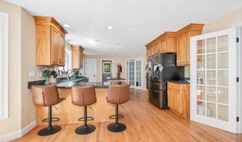 7 Oak Ridge Dr, Atkinson, NH 03811