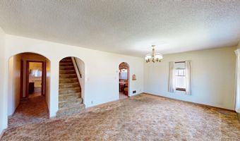 406 Giles Pl, Albert Lea, MN 56007