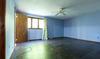 19121 Brewster Rd, Aurora, OH 44202