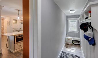 101 Loft Cir, Campton, NH 03223