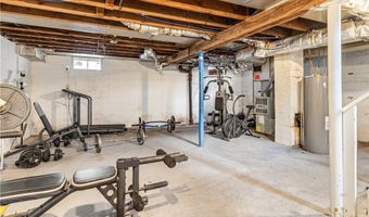 619 Fairfax St, Altoona, WI 54720