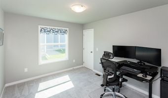 608 NE 56th St, Ankeny, IA 50021