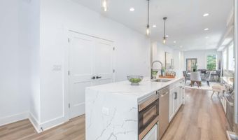 424 TAYLOR St NW 1, Washington, DC 20011
