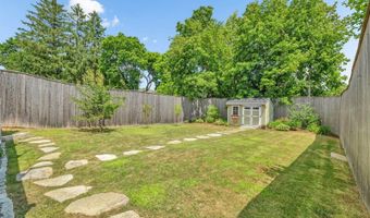 143 Maple St, Bangor, ME 04401