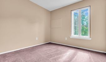 33 WINDWARD Dr, Barnegat, NJ 08005