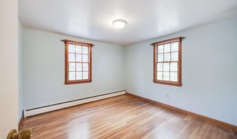 20 Sun Cir, Bourne, MA 02532