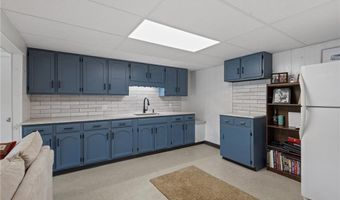 14 Pine Tree Rd, Coventry, RI 02816