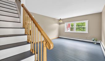 241 E Hardscrabble Rd, Auburn, ME 04210