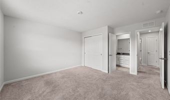 792 Nancy Dr, Aurora, OH 44202