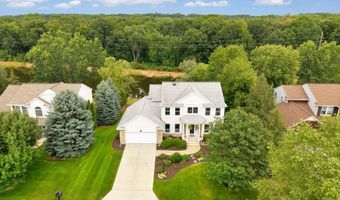 926 Dogwood Meadows Dr SE 45, Ada, MI 49301