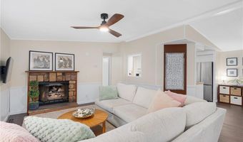 2 Milton Ln, Coventry, RI 02816