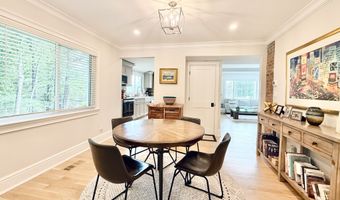 225 Hoyt St, Darien, CT 06820