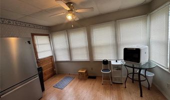 3407 Leo St, Alton, IL 62002