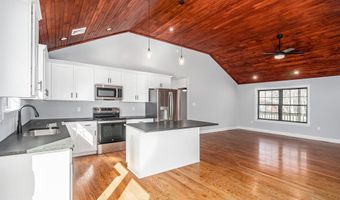 72 MACCAULEY Rd, Albrightsville, PA 18210